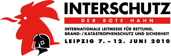 Das Bild zeigt das Logo der Interschutz 2010. Links ist eine stilisierte Flamme in Form eines Hahns zu sehen, daneben der Text 'INTERSCHUTZ DER ROTE HAHN - Internationale Leitmesse für Rettung, Brand-/Katastrophenschutz und Sicherheit - Leipzig 7. - 12. Juni 2010'. Ein Feuerwehrhelm ist an der Hahnflamme abgebildet. Der Kontext passt zur Unfallkasse NRW, da es um Arbeitsschutz und Prävention im Bereich Brand- und Katastrophenschutz geht.