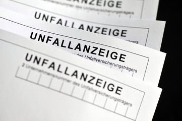Formulare zur Unfallanzeige der Unfallkasse NRW.