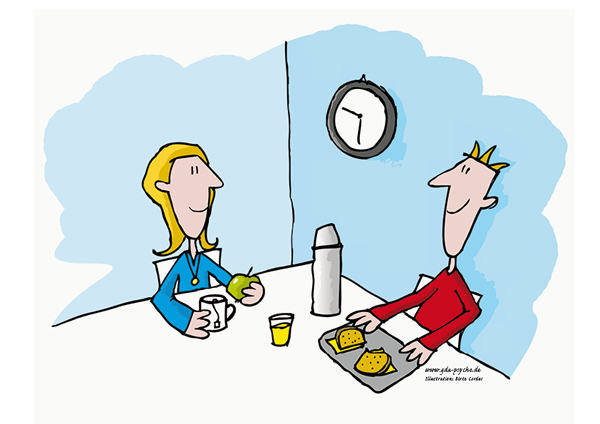 Zwei cartoonhafte Personen sitzen einander gegenüber an einem Tisch. Die linke Person hält einen Apfel und eine Tasse, während die rechte Person vor einem Tablett mit Brötchen sitzt. Zwischen ihnen steht eine Thermoskanne und ein Glas mit Saft. An der Wand hängt eine Uhr, die etwa 9:00 anzeigt. Der Hintergrund ist blau. Diese Darstellung könnte auf Arbeitsschutz und die Bedeutung von Pausen für die Gesundheit am Arbeitsplatz hinweisen.