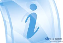 Blaues Info-Symbol mit UK NRW Logo.
