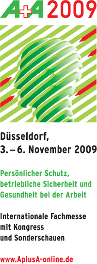 Das Bild zeigt ein Plakat der A+A 2009, einer Internationalen Fachmesse mit Kongress und Sonderschauen in Düsseldorf. Die Veranstaltung fand vom 3. bis 6. November 2009 statt, mit dem Fokus auf persönlichen Schutz, betriebliche Sicherheit und Gesundheit bei der Arbeit. Das Design ist in Weiß, Rot und Grün gehalten, mit diagonal verlaufenden Streifen im Hintergrund. Unten befindet sich die Website: www.AplusA-online.de.